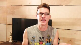 MY FIRST GAY KISS AND PENIS SIGHTING!3 .mp4