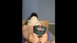 Dragon Murrsuiter prematurely cums using bad dragon but keeps going