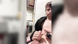 Onanism on the table in the kitchen, jizzing on the head with man gravy