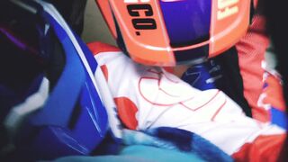 Motorcyclist pummels pal in motorbike gear and mxhelmet