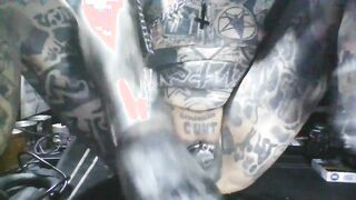 Object857 displays its soles and trunk in virginity