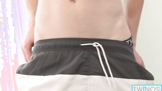 Jock Hotty Angel R Jerks His Pulsating Dinky And Jizz shots!