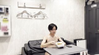 I attempted gobbling yakisoba noodles with man-cream sprinkled on it.