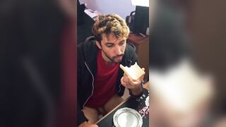Dude Finish off on Bread and Slurp his Jism