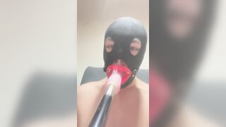 FUCKFEST MACHINE SCOPA LA MIA FACCIA