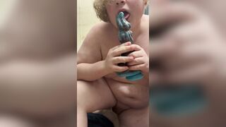 Knotted fuck stick heads so deep it gets stuck