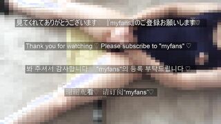 [Floor onanism] A deviant Chinese boy kneads his manstick on the floor and spunks