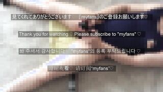 [Floor onanism] A deviant Chinese boy kneads his manstick on the floor and spunks