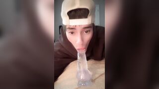 MILKY TRADE-COLLEGE 22 MONSTROUS BOTTOM TWUNK INSTRUCTING HIS FACEHOLE FOR FATHER