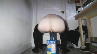 Femboy Kitten juggles and fuck stick till he drops all over the floor :three