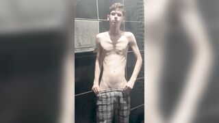 Kedoimath - Youngster flashing some figure