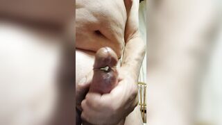 MY 2 HOMIES AND MARRES WANT TO SEE WHEN I WANKING OFF