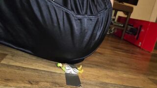 Good-sized Stud Works Out on a Lil!!