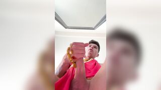 Twunk Caesar is jizzing