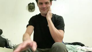 Phat bootie Latina youngster flashes off booty