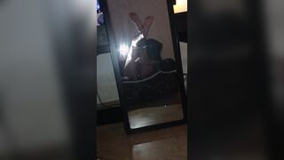 I jack while looking at myself in the mirror