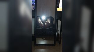 I jack while looking at myself in the mirror