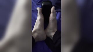 Just a Casual Feet wank Morning Experience