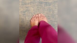 Jism on Super-cute Toes