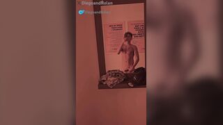 Super-fucking-hot Jock at the gym masturbates off