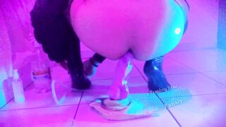 Spandex Femboy Railing Bad Dragon