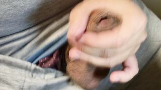 包茎チンポで皮オナニーから射精まで