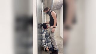 my mate screws me in face till he shoots a load