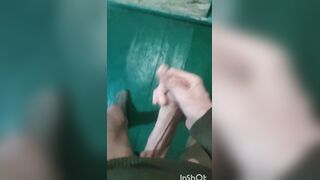 The huge dude determined to jizm