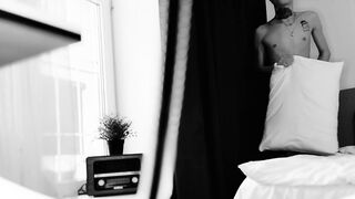 Teenie sans lingerie barely legal+