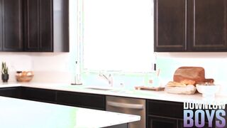 DOWNLOW FELLOWS - Boyfriends Liam Cyber & Justin Cross Penetrate Out the Fury