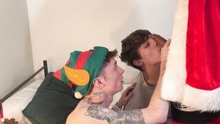 Twas the night before xmas // 3 way with monstrous man-meat santa and his torrid twunk elf