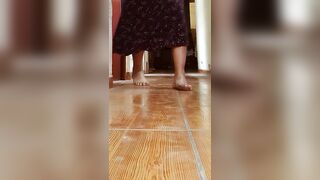 nicebarefoot in my cave