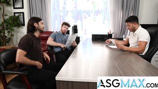 ASGMAX - Chief Vincents Fat Salami Review - Otters Carter & Noah Get Free-for-all Use Spitroasted