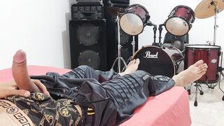 my ginormous hard-on in my siss guest room