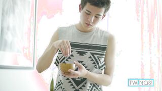 Twunk Ultra-cutie James T Fucks Xander Hs Lil Lad Rosy pucker!