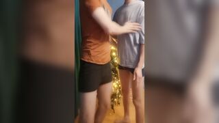 Glad Fresh Yr, viewers