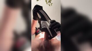 Observe me pummel my Nike Air Intensity