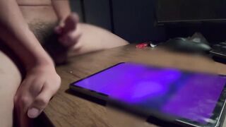 おっぱいをおかずにシコって射精