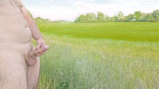 Milking off public in the middle of whip realm. 4K Iamhornybobo