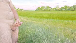 Milking off public in the middle of whip realm. 4K Iamhornybobo