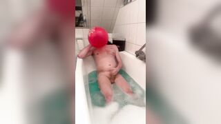 Bath + Balloons 1