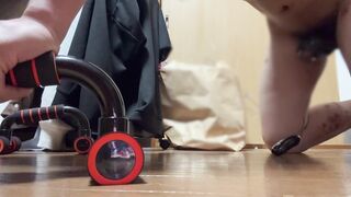 ローターで責められながら腕立て伏せしながらオホ声で敗北射精