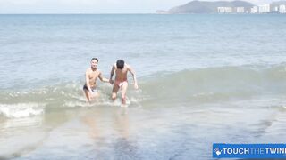 Inked Amahd Passer Masturbates Off Archi Gold Monstrous Beef whistle