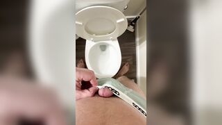 Lovin’ some peeing