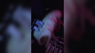 Nikegearfoxy konnte nicht schalfen, aber er hat druck und musste spritzen