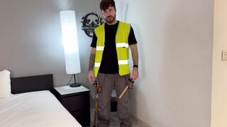 mouthy builder fart predominance