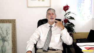 ManPuppy: Psychiatrist Richard Lennox Instructs Cherry To Jism In Office Sesh