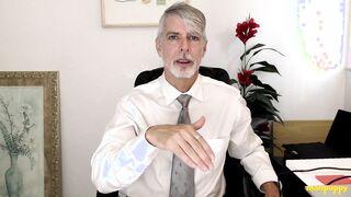 ManPuppy: Psychiatrist Richard Lennox Instructs Cherry To Jism In Office Sesh