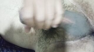 Me masturbo a escondidas