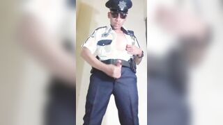 002 PoliciaUnifom Nipple y POPSHOT!!! Police Uniformes Lechazo Cop fetish